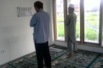 Sunnahnya Berpindah Tempat Saat Shalat Sunnah Rawatib