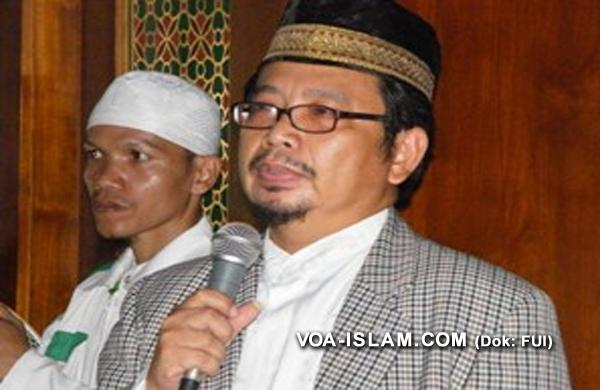 Abu Deedat: Mundurnya Paus Karena Malu Banyaknya Pelecehan Seksual