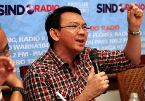 Justru Ahok Lah yang Menebar Pesan SARA Melalui Black Berry-nya