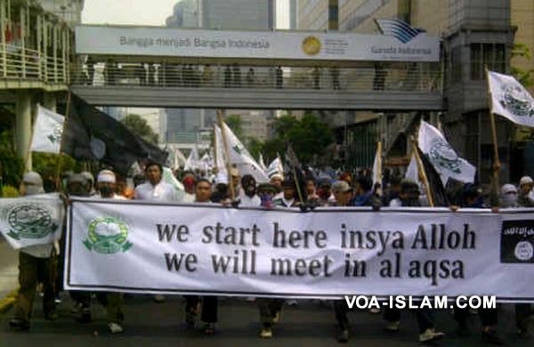 Aksi Protes Penghinaan Nabi Bentrok dengan Aparat,  1 Orang Tertembak