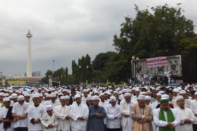 Umat Islam Tolak Maksiat: Dari Hotpants hingga Dangdut Koplo!!