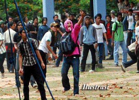 Sering Tawuran, MUI Fatwakan Larangan Bertanding Persita Vs Persikota