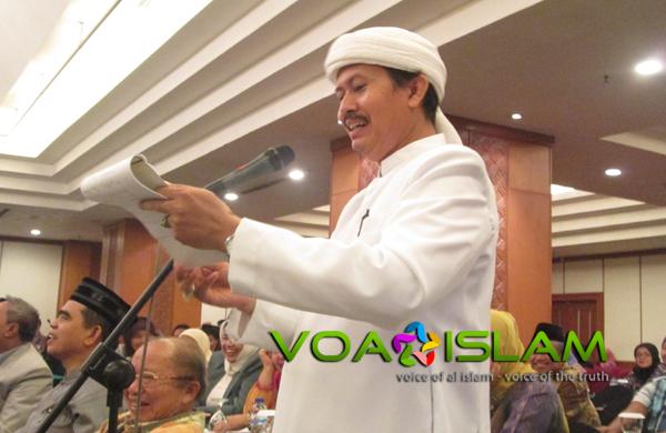 FPI: Dikira Teroris Orang Gila Ditangkap, Apakah Densus Profesional?