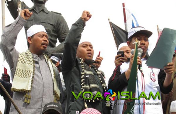 Aksi Peduli Palestina Solo: Awas! Pencitraan Syiah Alihkan Isu Suriah