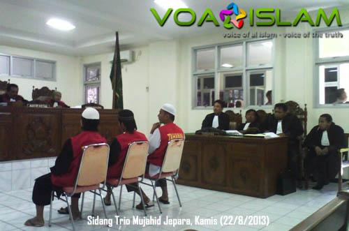 Sidang Lanjutan Trio Mujahid Jepara; Agenda Sidang Berubah-Ubah