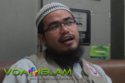 Ust. Abu Harits: Bantuan Amerika Pada Syi'ah Bashar Assad Sangat Jelas