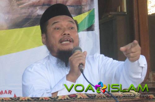 Ustadz Abu Rusydan: Syi'ah Itu Bukan Islam