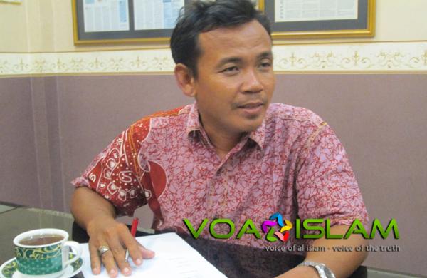 Sudah Dianiaya Pendeta, Ustadz Abdul Aziz Kini Malah Jadi Tersangka