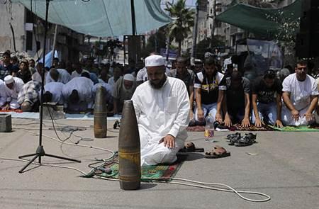 Belajar dan Contohlah Muslim Gaza Dalam Menghadapi Zionis