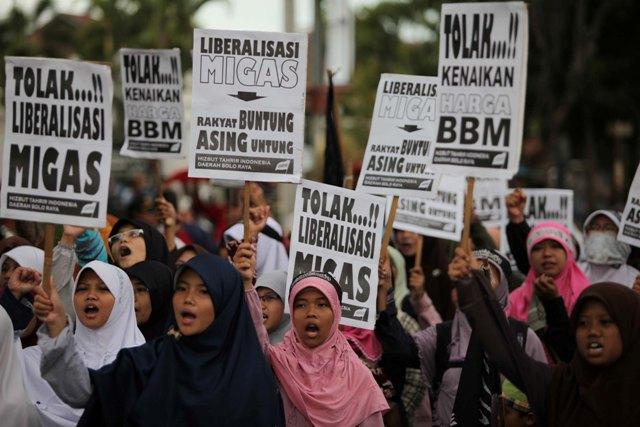 Demo Kenaikan Harga BBM, HTI Serukan Revolusi Ganti Sistem dan Rezim