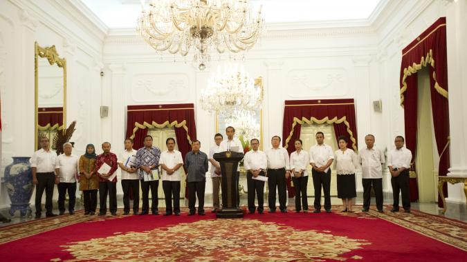 Jokowi Belum Sebulan Sudah Gencet Rakyat Dengan Kenaikan BBM