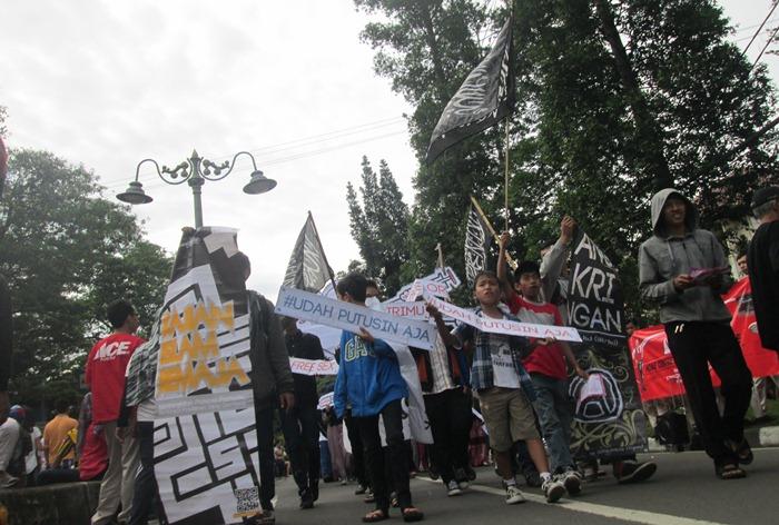 LDS HTI Kampanye Selamatkan Remaja dari HIV-AIDS di CFD Bandung