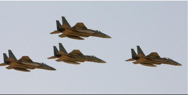 Dalam 24 Jam, Koalisi Pimpinan Saudi Luncurkan 100 Serangan Mendadak Terhadap Syi'ah Houtsi di Yaman