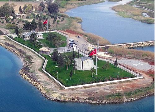 Pejabat: Ankara Beritahu IS Rencana Evakuasi 40 Tentara Turki dari Makam Suleyman Shah