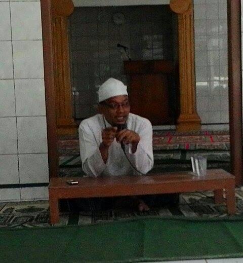 Ust Mustaqim, Lc : Omongan Syafii Maarif Jangan Di Gubris