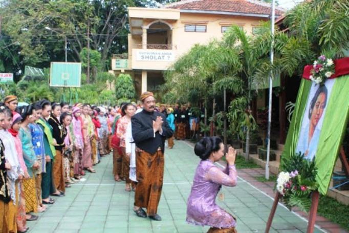 Forum Cinta Sragen, Kepsek SMPN 2 Sragen harus Minta Maaf di Depan Umum