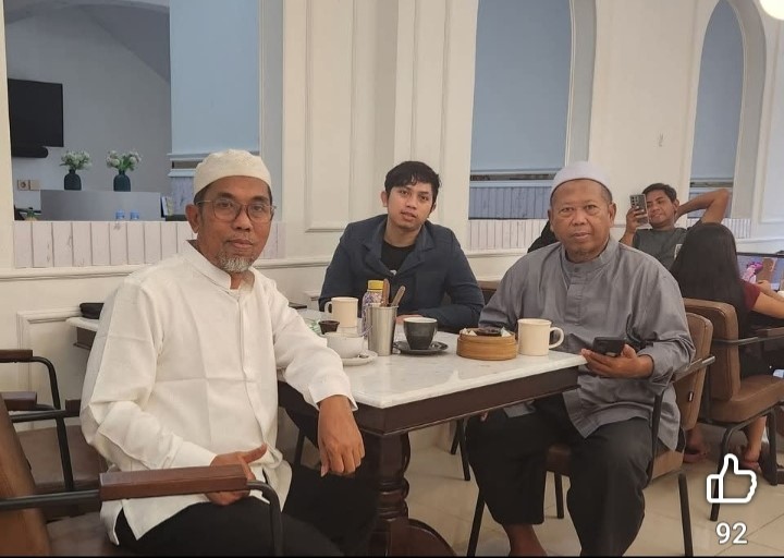 Memboikot Produk Yahudi Tapi Menelan Kurikulum Yahudi