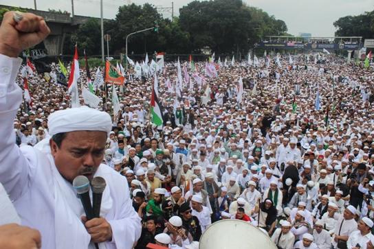 [VIDEO] Orasi Live Habib Rizieq Dari Arab Saudi Saat Aksi Bela Islam 55