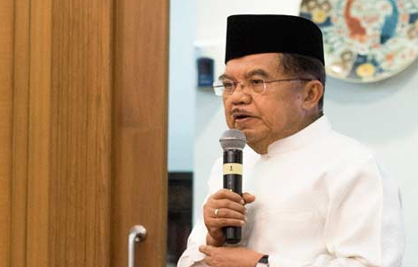 Jusuf Kalla Dapat Piagam Penghargaan Perdamaian Poso