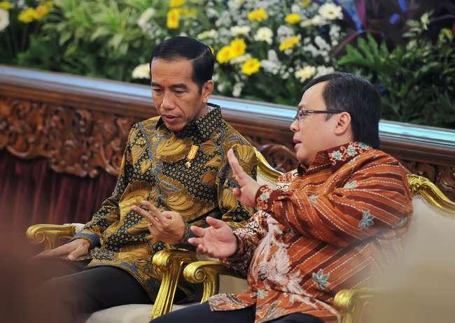 Ditengah Kontroversi dan Gonjang-Ganjing Freeport, Jokowi Menghadap Obama