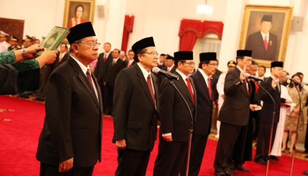 Ekonomi Memasuki Lampur Merah, Para Birokrat Melakukan Gerakan Slowdown