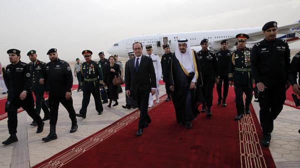 Kunjungan Presiden Hollande ke Saudi, dan Ancaman Syi'ah di Teluk
