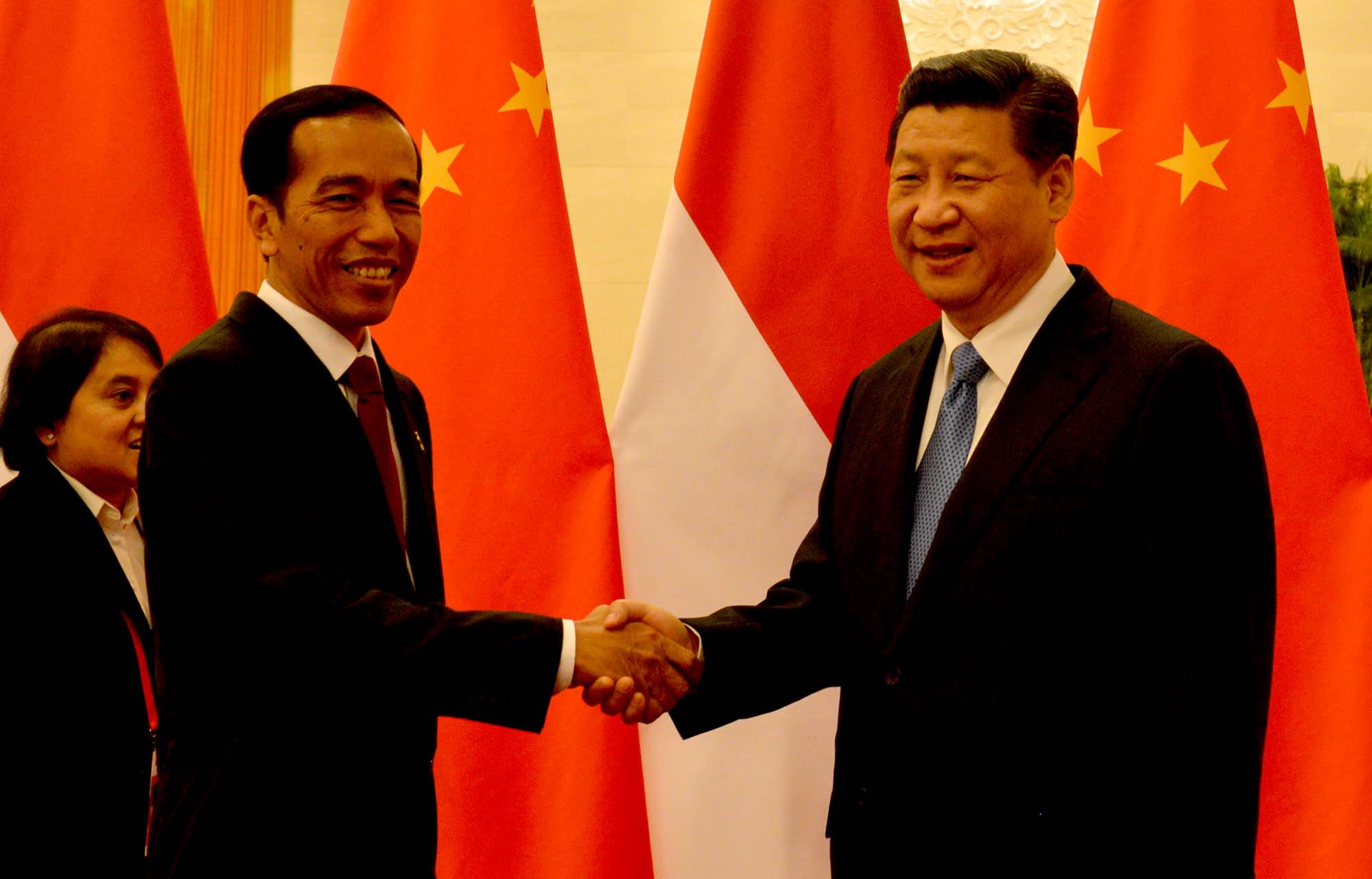 Jokowi Menyerahkan Indonesia  Kepada Cina Secara Total 