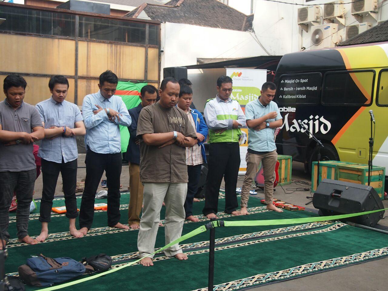 Mobile Masjid: Agar Umat Muslim Tidak Meninggalkan Shalat