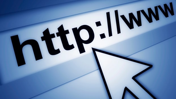 Global Web Index Tempatkan Indonesia Diurutan Ketiga Sebagai Negara Kecanduan Internet