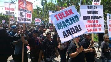 Hot News! Masjid Legal di Tanah Manokwari, Papua Didemo Ratusan Umat Kristen