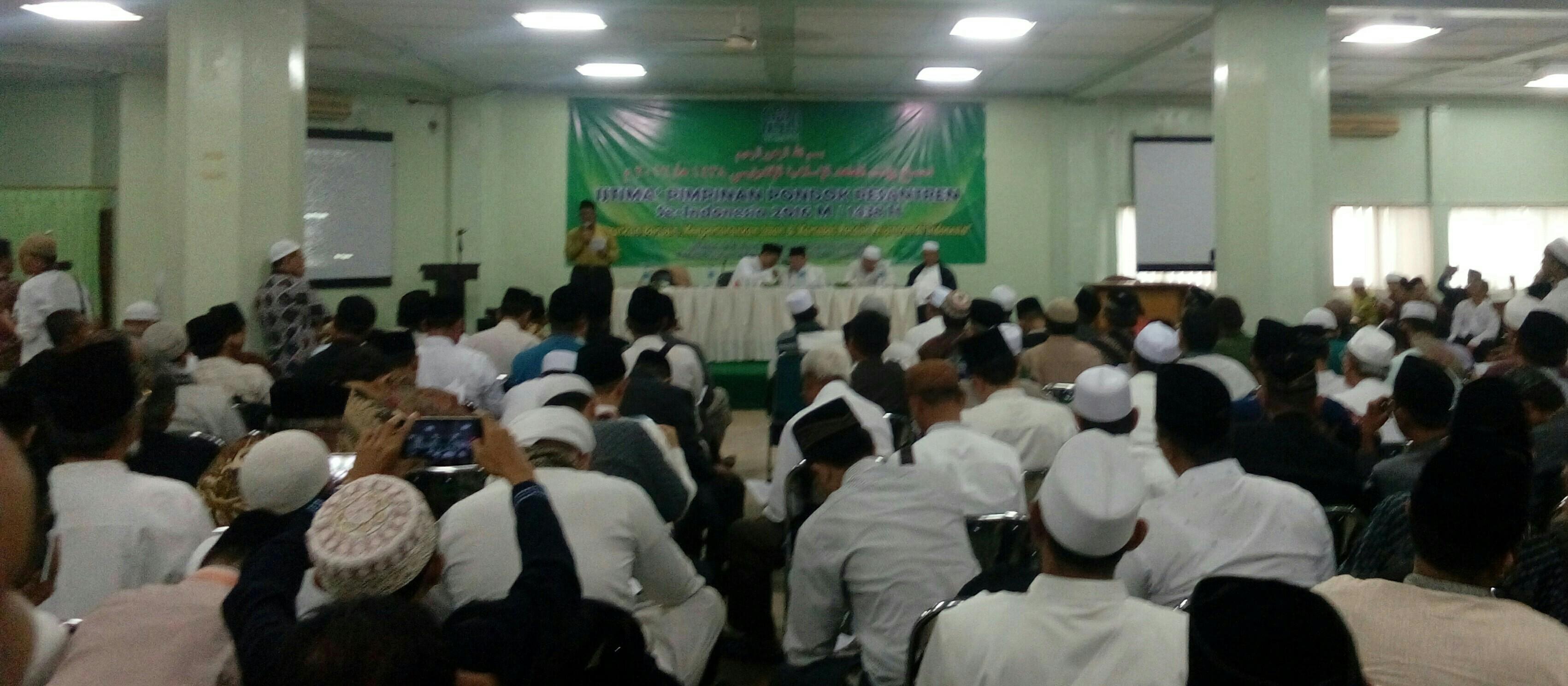 Ijtima' Pimpinan Pondok Pesantren se-Indonesia Tolak Manuver Hary Tanoe Dirikan YPP