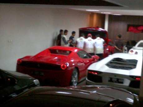 Lebak : Antara Kemelaratan Rakyatnya dan Lamborghini Rp 9 Miliar