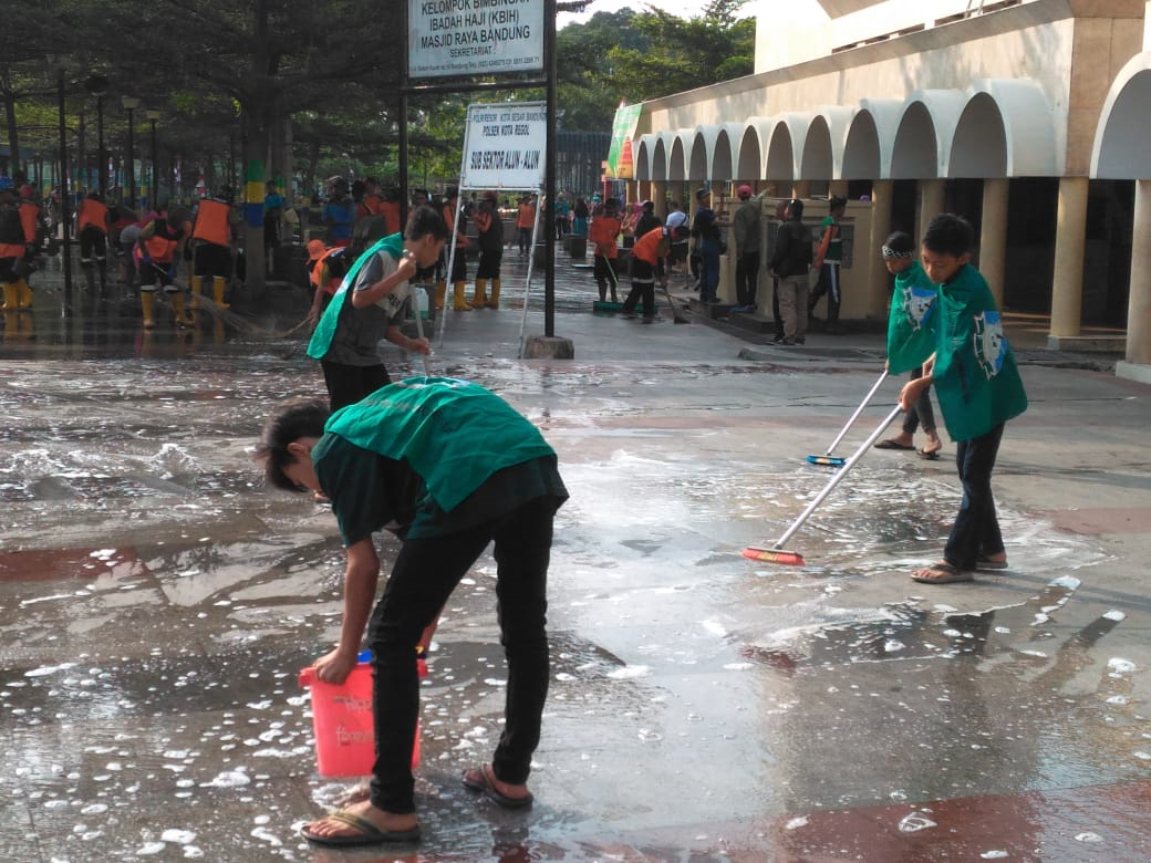 GPII-PII Ikut Beberes Bandung