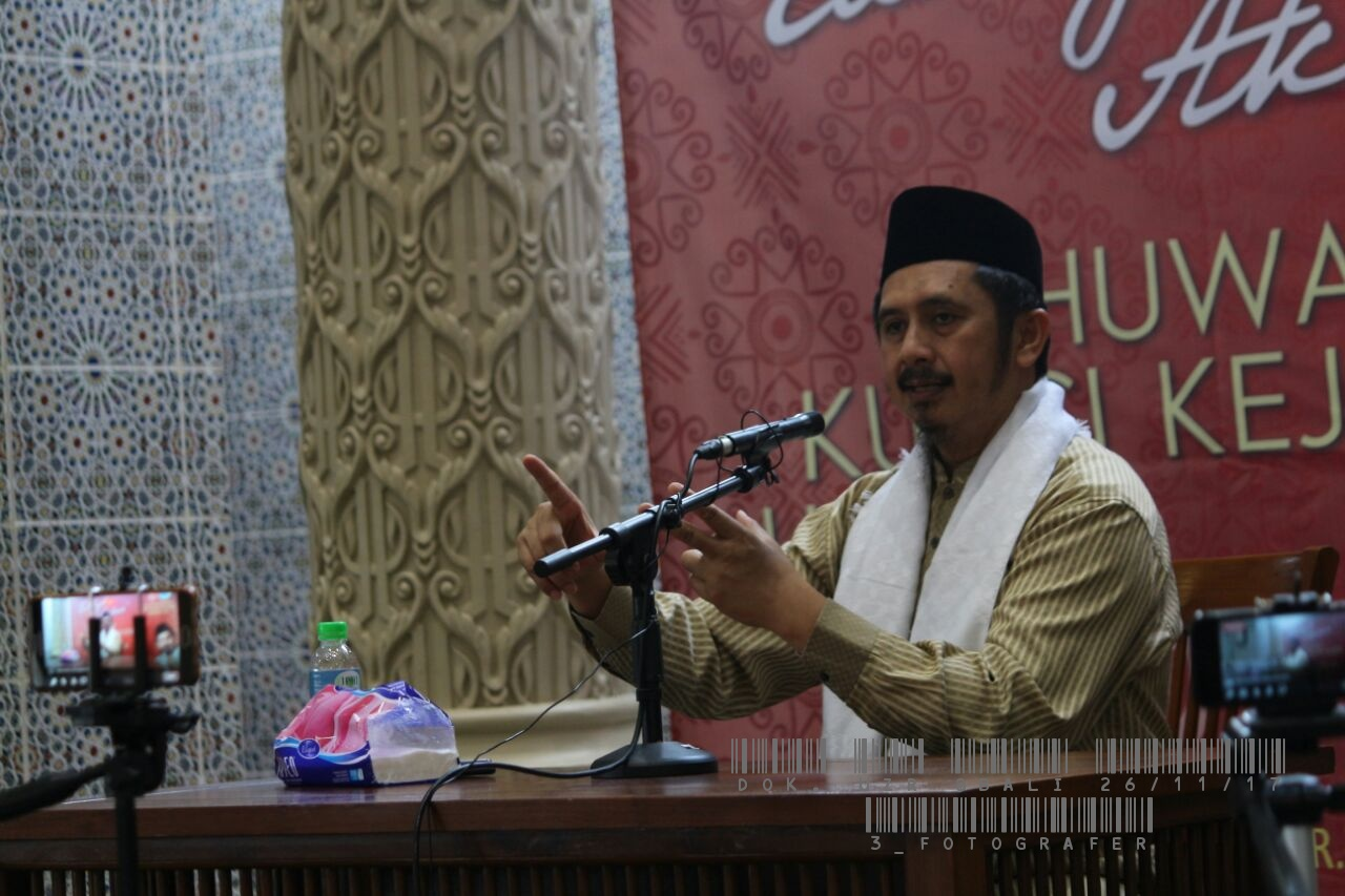 Ust Zaitun Rasmin: Kampanye Dimasjid Tidak Boleh, Bicara Politik Islam Boleh