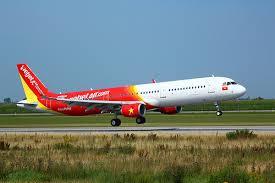 Heboh Pramugari Berbikini Masuk Indonesia, Ini Klarifikasi Vietjet Air