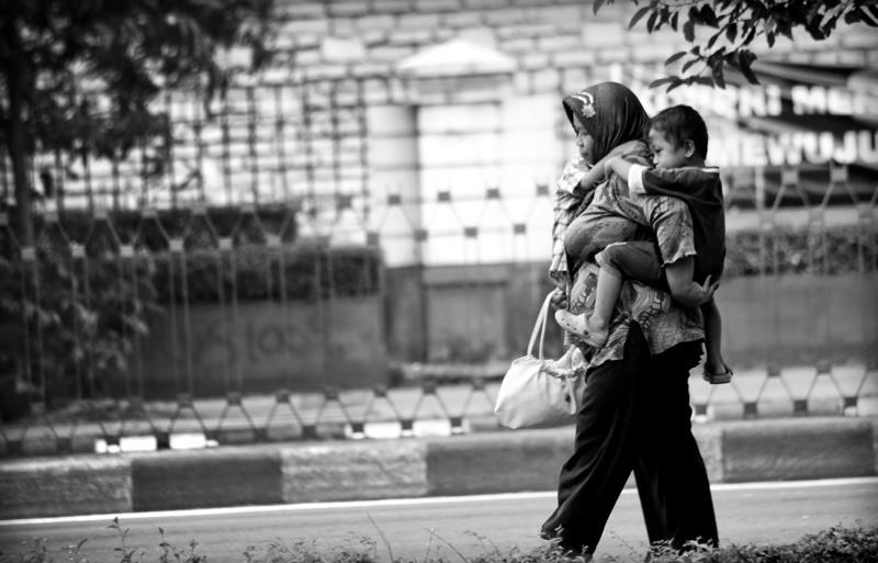 Negara sebagai Pelindung Ibu dan Anak