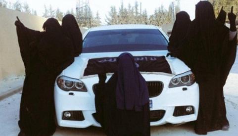 Iran Tahan 16 Wanita yang Pergi Ke Suriah Bergabung dengan Islamic State