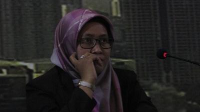 Wanita Bercadar Mengalami Ketidaknyamanan Paska Teror, Ini Seruan untuk Polisi dan Media