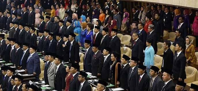 Ditunggu Suara Anggota Dewan