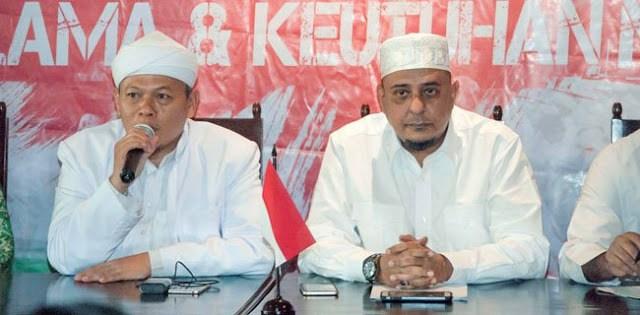 Ulama Berpolitik, Bolehkah dalam Islam?