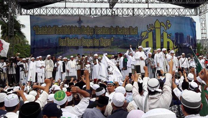 Aksi 212: Geliat Perjuangan Menuju Kemenangan