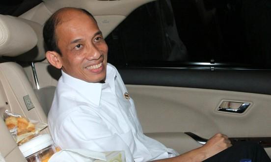 Usut Tuntas Status Kewarganegaraan Menteri ESDM Archandra Tahar