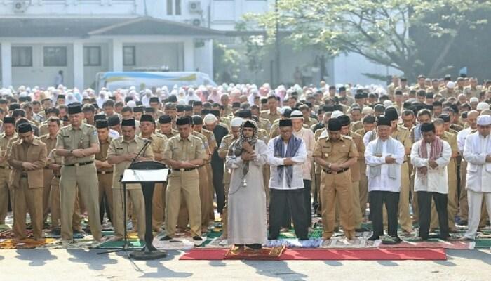 Kesulitan Air, ASN Kota Bandung Laksanakan Shalat Istisqo