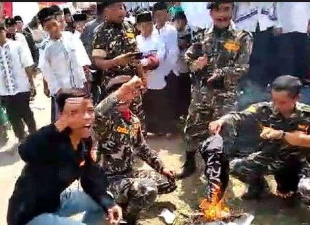 Bakar Bendera Tauhid Manifestasi Kesesatan Nalar