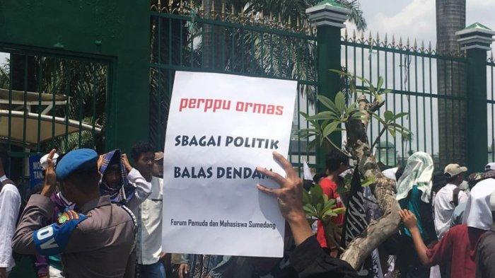 Gardah: UU Ormas Isinya Mengarah pada Pembekuan Ormas-ormas Tertentu