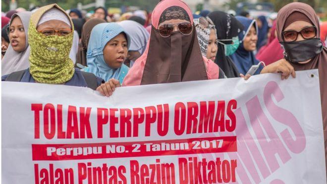 Memahami Paham Sekularisme dalam Undang-undang Ormas