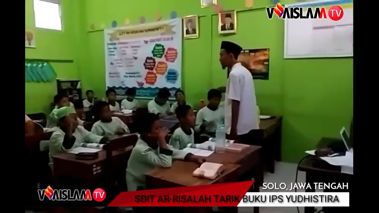 VIDEO: Yerusalem Ditulis sebagai Ibukota Israel,  SDIT di Solo Tarik Buku dari Siswa