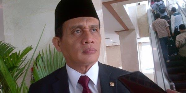 Romo Syafii: Ketimbang Desak Presiden Keluarkan Perppu Terorisme, Kapolri Lebih Baik Legowo Mundur